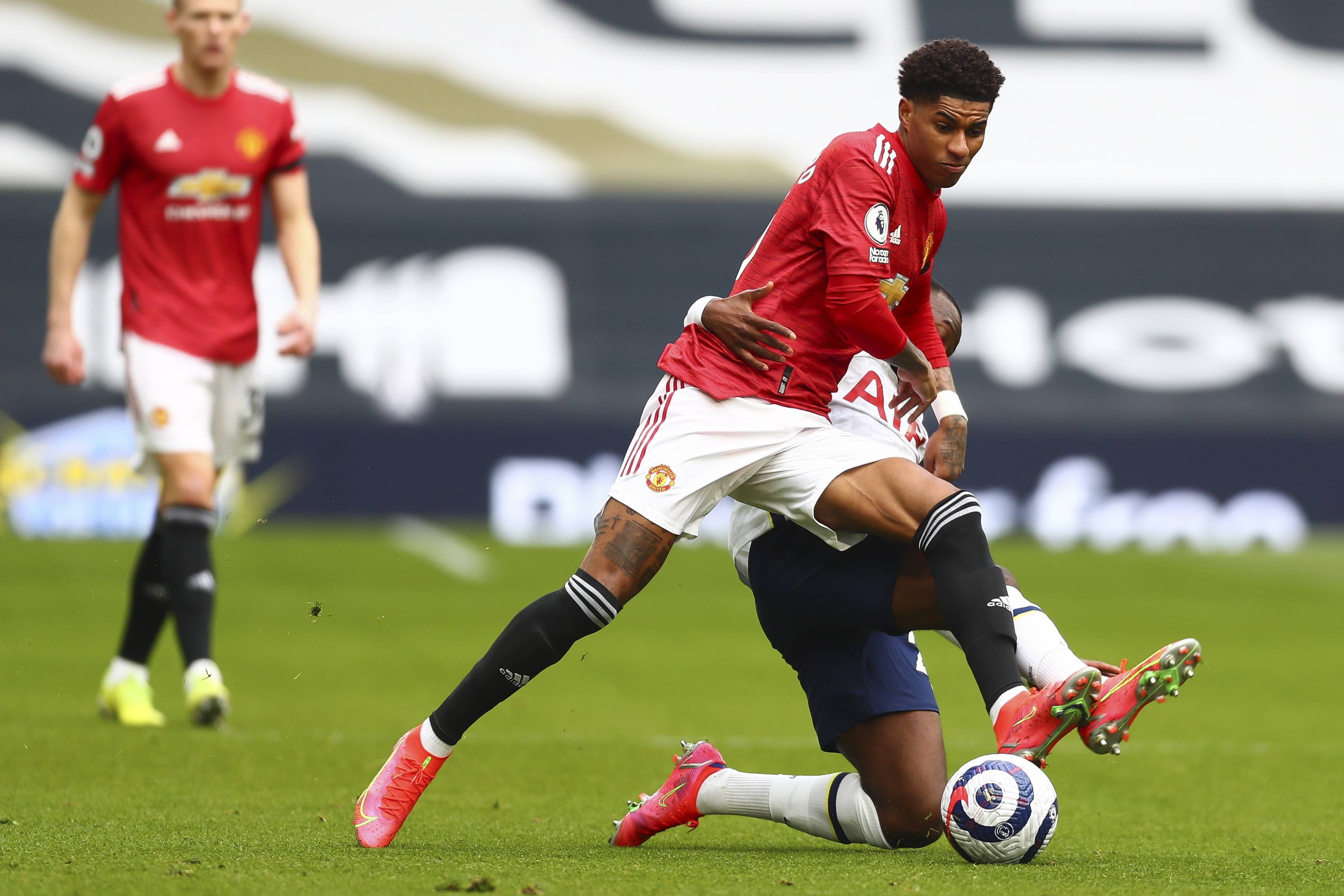 高的比賽環 高的比賽環