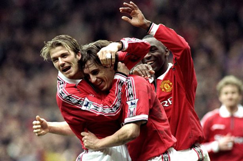 拼抢尤为亮 拼抢尤为亮